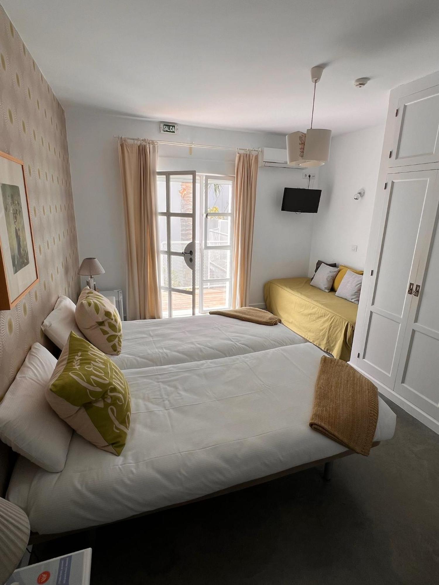 Chipibeach B&B, Hostal Boutique Chipiona Eksteriør billede